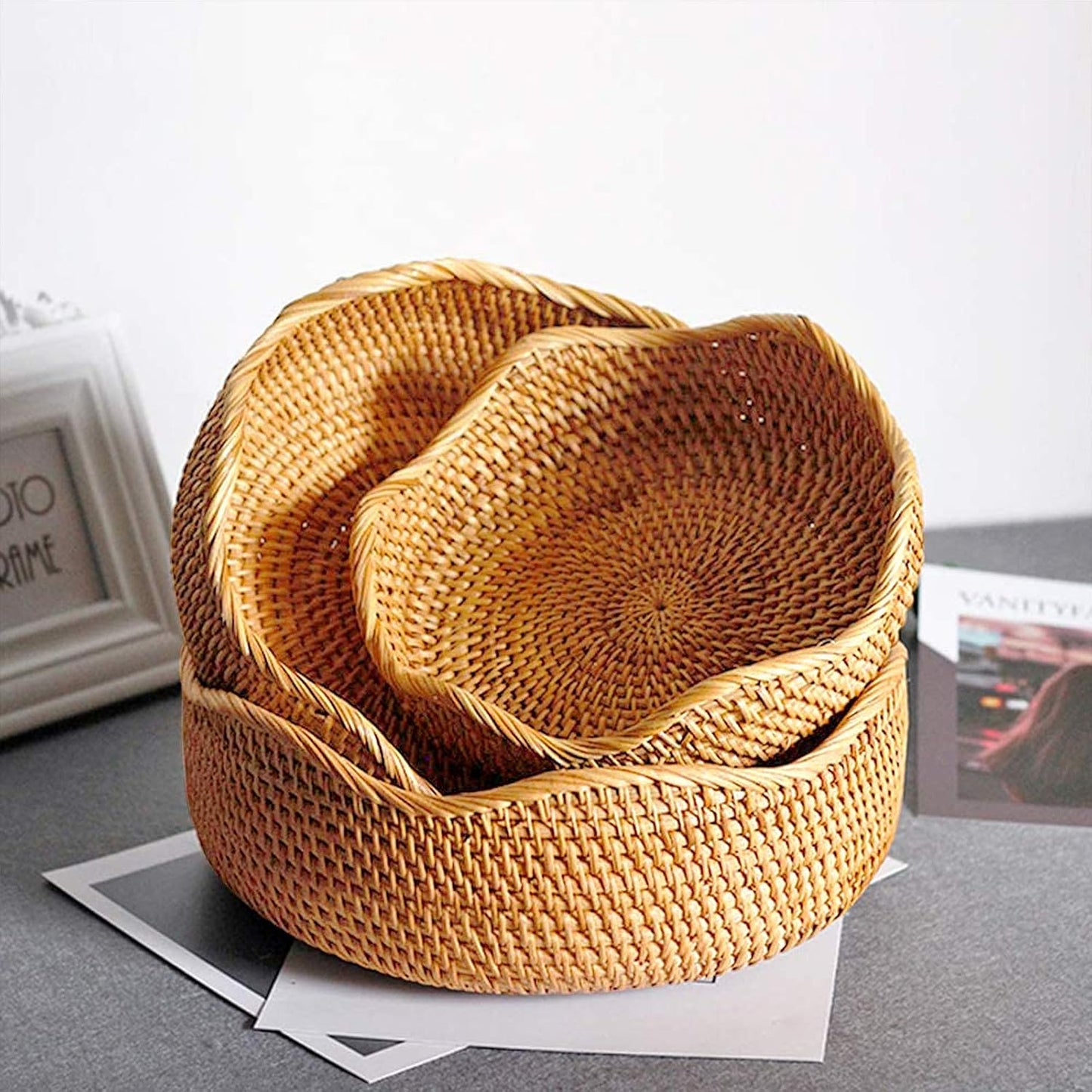 Wicker Bread Basket,Fruit Basket for Kitchen Counter Handmade Rattan round Food Storage Bowls Kitchen Organizer Snack Serving Bowl, Wavy Edge Wicker Woven Basket Bowl - 3 Pack